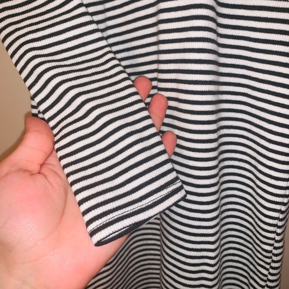 Dress - Picture 5 of 5